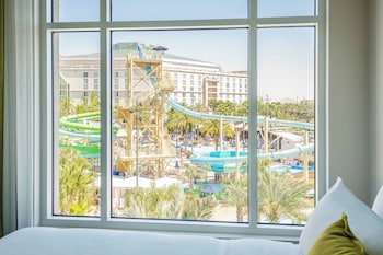 View from property looking out at Gaylord Palms Resort & Convention Center