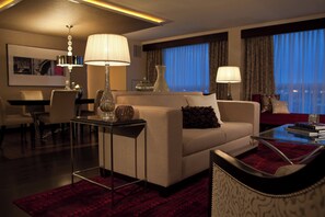 37-inch flat-screen TV with cable channels, TV, iPod dock