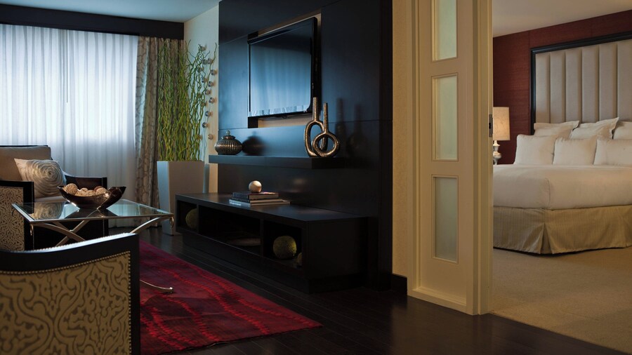 Renaissance Newark Airport Hotel