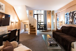 Duplex, 1 King Bed | Frette Italian sheets, premium bedding, down comforters, pillowtop beds