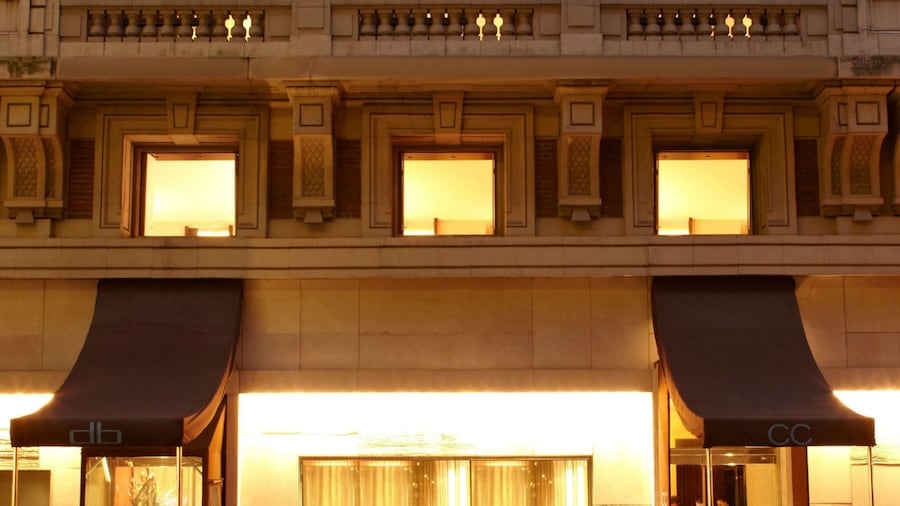 City Club Hotel