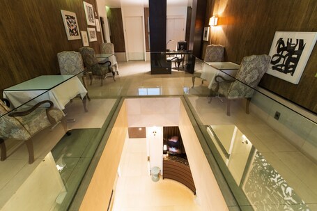 City Club Hotel - Image 25