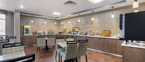 Free daily continental breakfast