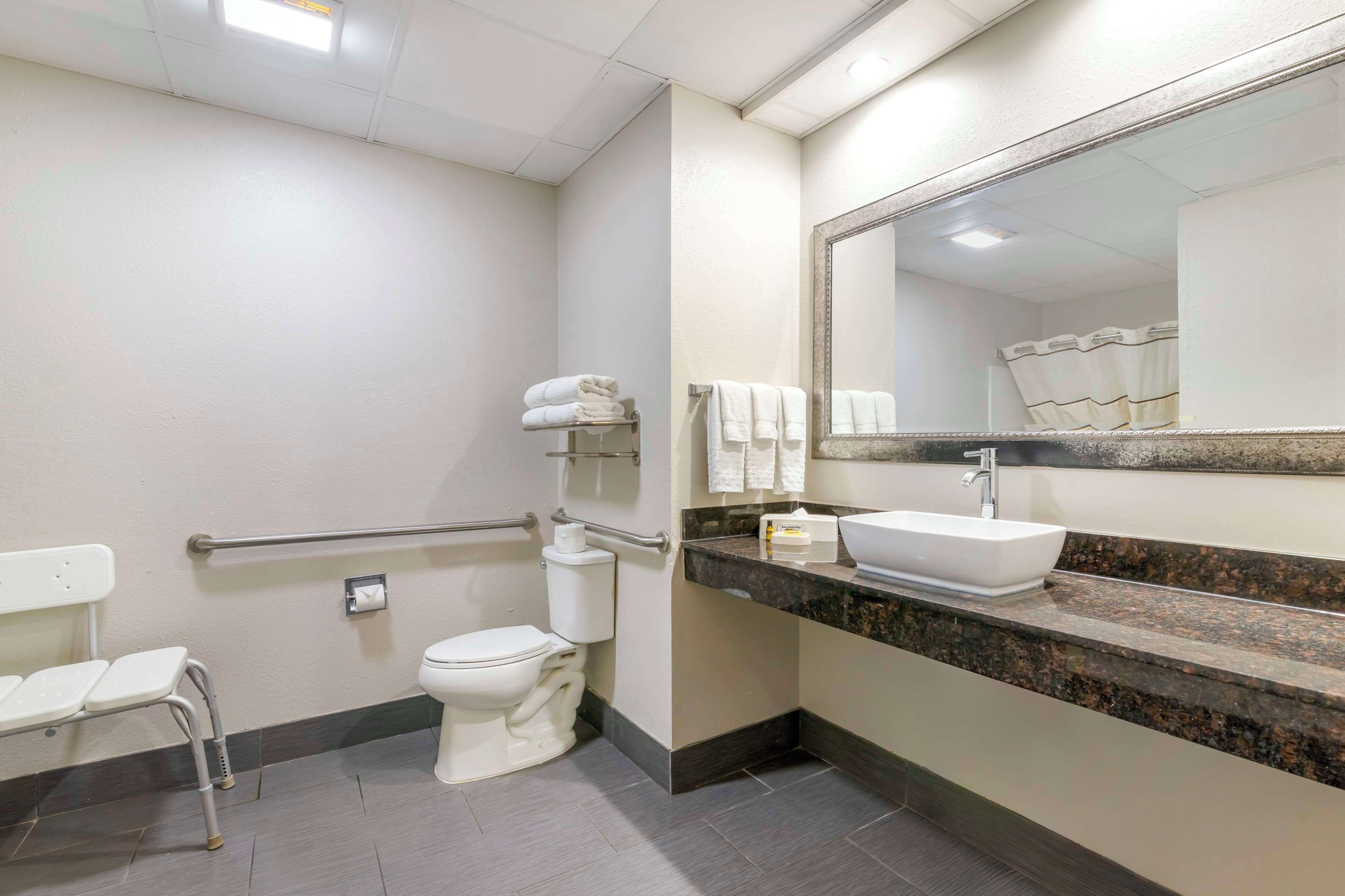 suite, 2 queen beds, accessible, non smoking | bathroom | combined shower/bathtub, free toiletries, hair dryer, towels