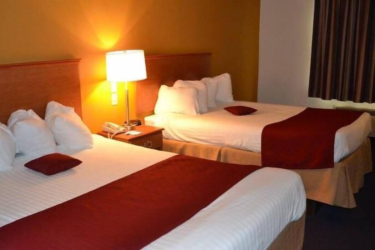 In-room safe, desk, iron/ironing board, rollaway beds