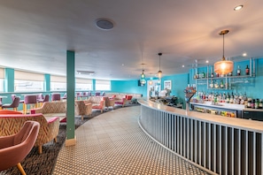 Bar (in der Unterkunft)