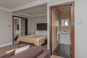 Desk, blackout curtains, iron/ironing board, free WiFi