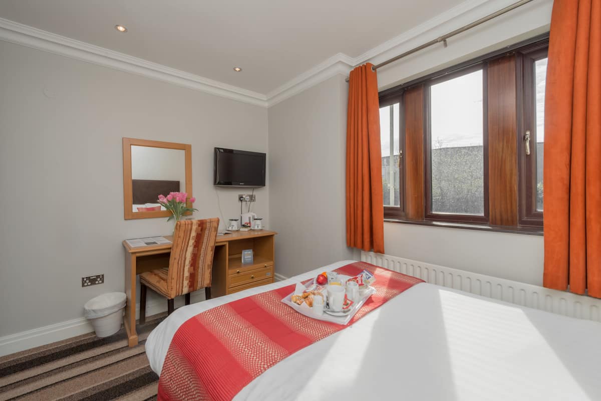 Desk, blackout curtains, iron/ironing board, free WiFi