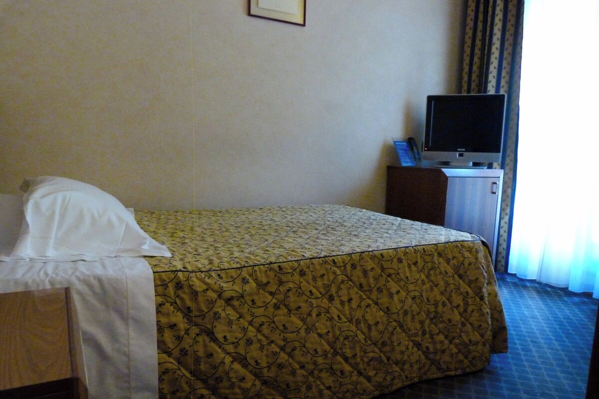 Couette en duvet d'oie, minibar, coffres-forts dans les chambres, bureau
