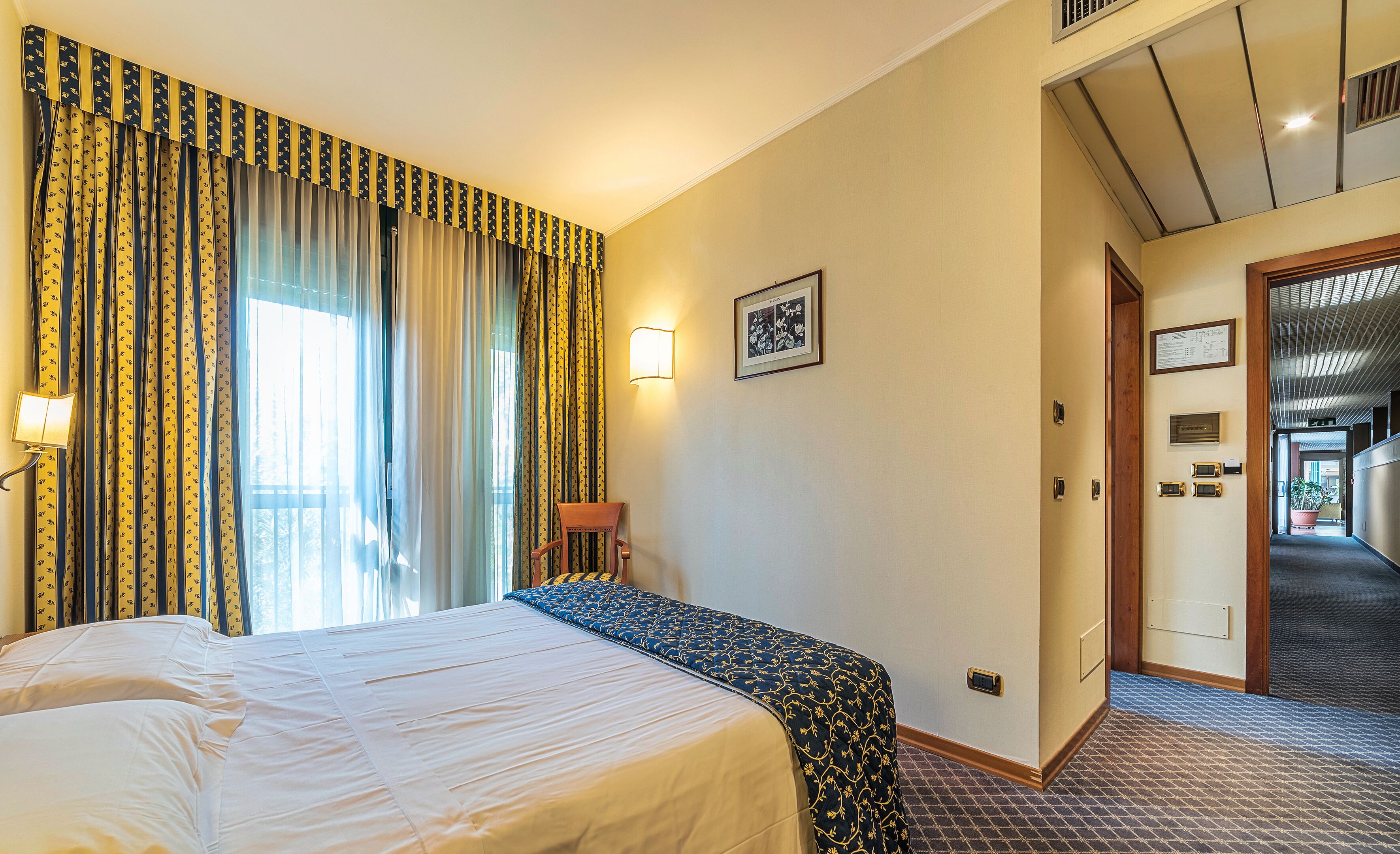 Down comforters, minibar, in-room safe, desk