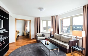 1 chambre, matelas mémoire de forme, coffres-forts dans les chambres