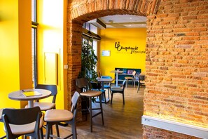 Daily buffet breakfast (EUR 12.90 per person) - Hotel Le Clocher de Rodez (Toulouse)