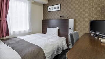 Standard Double Room, Non Smoking | 1 bedroom, desk, blackout drapes, soundproofing