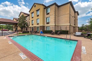 Seasonal outdoor pool