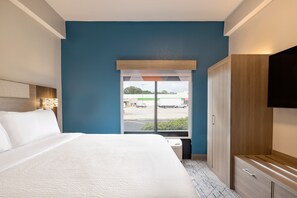 In-room safe, desk, laptop workspace, iron/ironing board