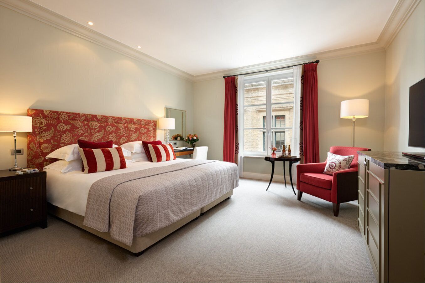 Premium bedding, minibar, in-room safe, desk