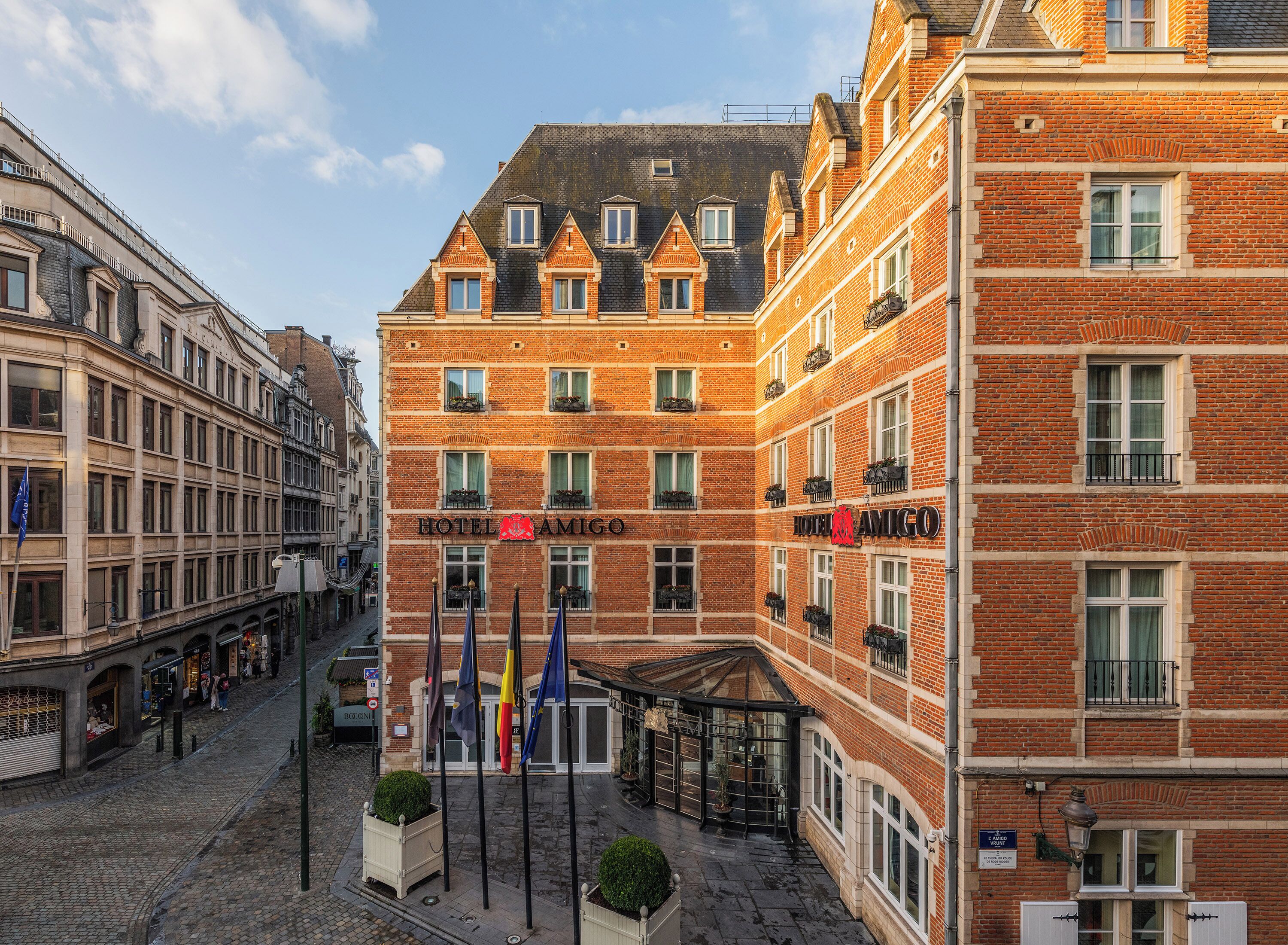 Mặt tiền nơi lưu trú