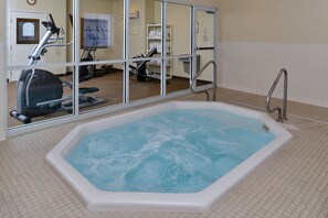 Indoor spa tub