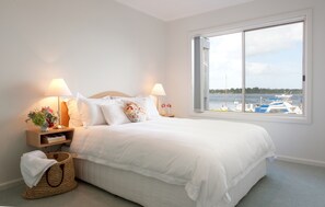 标准公寓, 3 间卧室, 厨房 (Bancroft Bay) | 特色家居、笔记本电脑工作区、熨斗/熨衣板、免费 WiFi