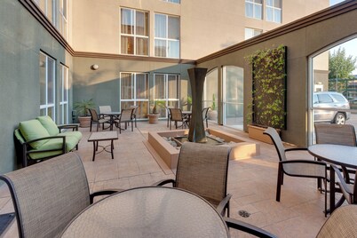Fairfield Inn & Suites by Marriott San Francisco Airport