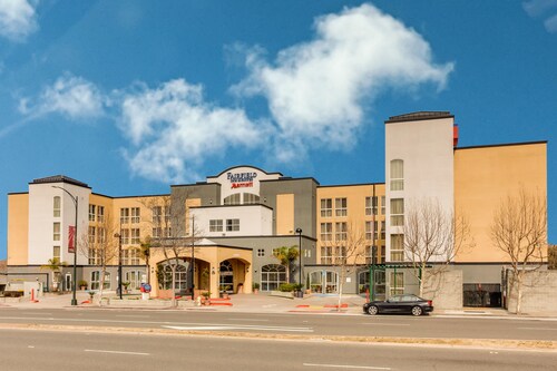 Fairfield Inn & Suites by Marriott San Francisco Airport