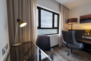 Minibar, in-room safe, desk, free WiFi