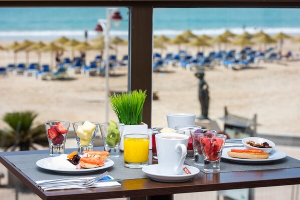 Daily buffet breakfast (EUR 16 per person)