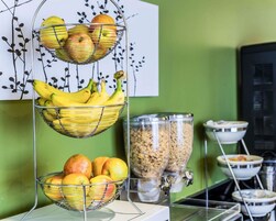 Free daily on-the-go breakfast