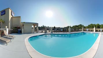 Piscina stagionale all'aperto