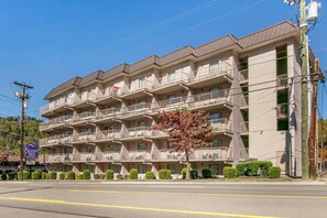 Exterior - Sleep Inn & Suites near Sports World Blvd (Gatlinburg)