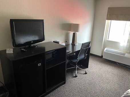 Sleep Inn Suites near Sports World Blvd - Image 27