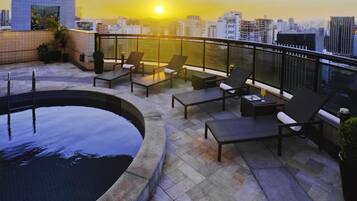 Indoor pool, outdoor pool