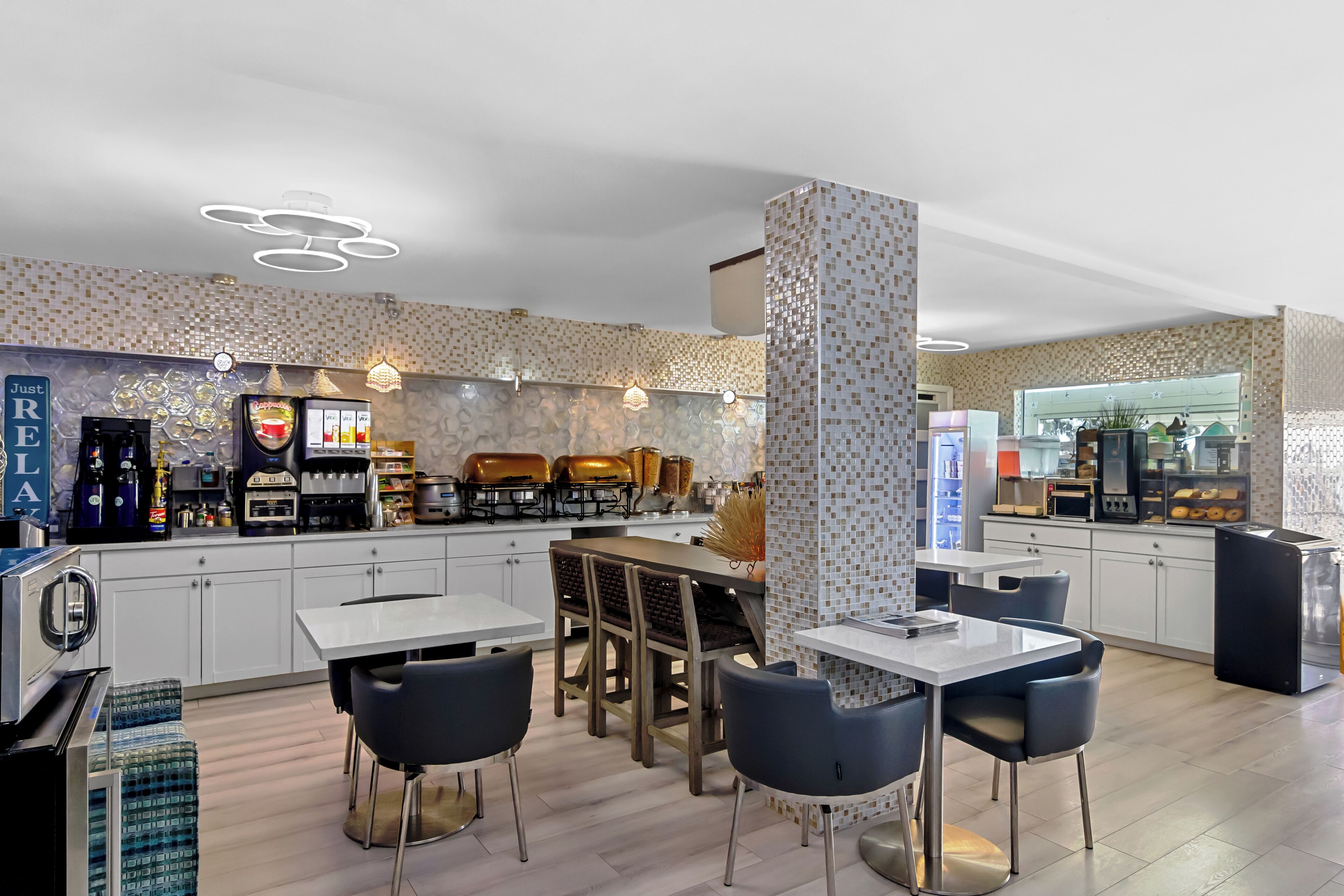 包每日自助早餐