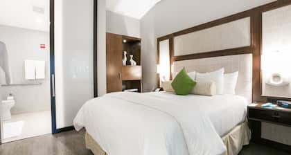 Almond Tree Inn Hotel - Adults Only