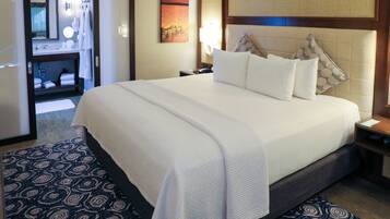 Junior Spa King Suite | 이집트산 면 시트, 고급 침구, 오리/거위털 이불, 필로우탑 침대