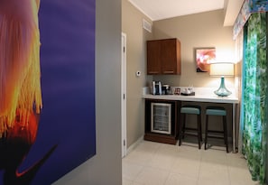 Junior Spa King Suite | 1 bedroom, Egyptian cotton sheets, premium bedding, pillowtop beds