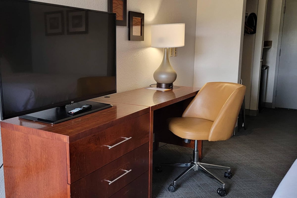 In-room safe, blackout drapes, iron/ironing board, free WiFi