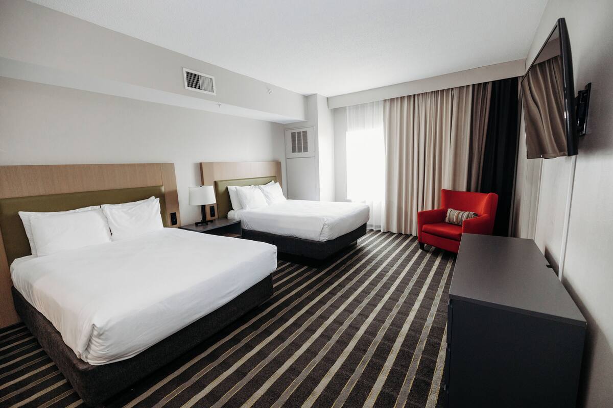 suite, 1 bedroom, non smoking | 1 bedroom, premium bedding, in-room safe, individually furnished