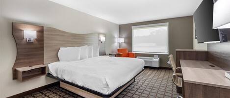 Habitación estándar, 1 cama King size, para no fumadores | Escritorio, espacio para trabajar con laptop y cortinas blackout