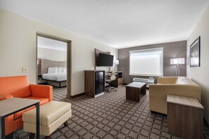 Suite, 1 King Bed, Non Smoking (Walk-in Shower;with Single Sofabed)