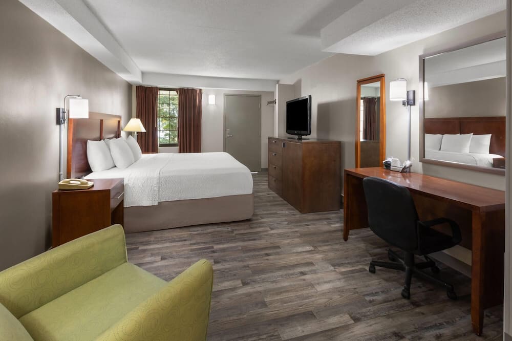 Days Inn by Wyndham Dumfries Quantico