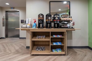 Desayuno para llevar gratuito y diario