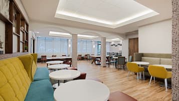 Desayuno para llevar incluido todos los días