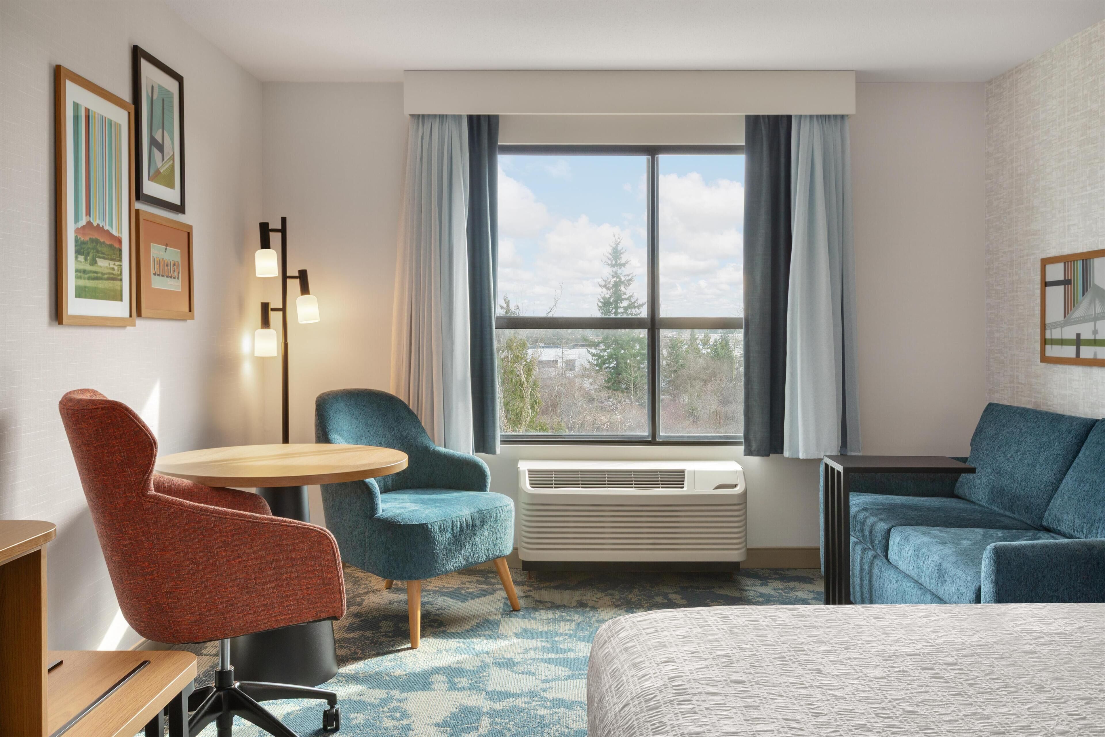 One Study, One King and Sofa Bed | Living area