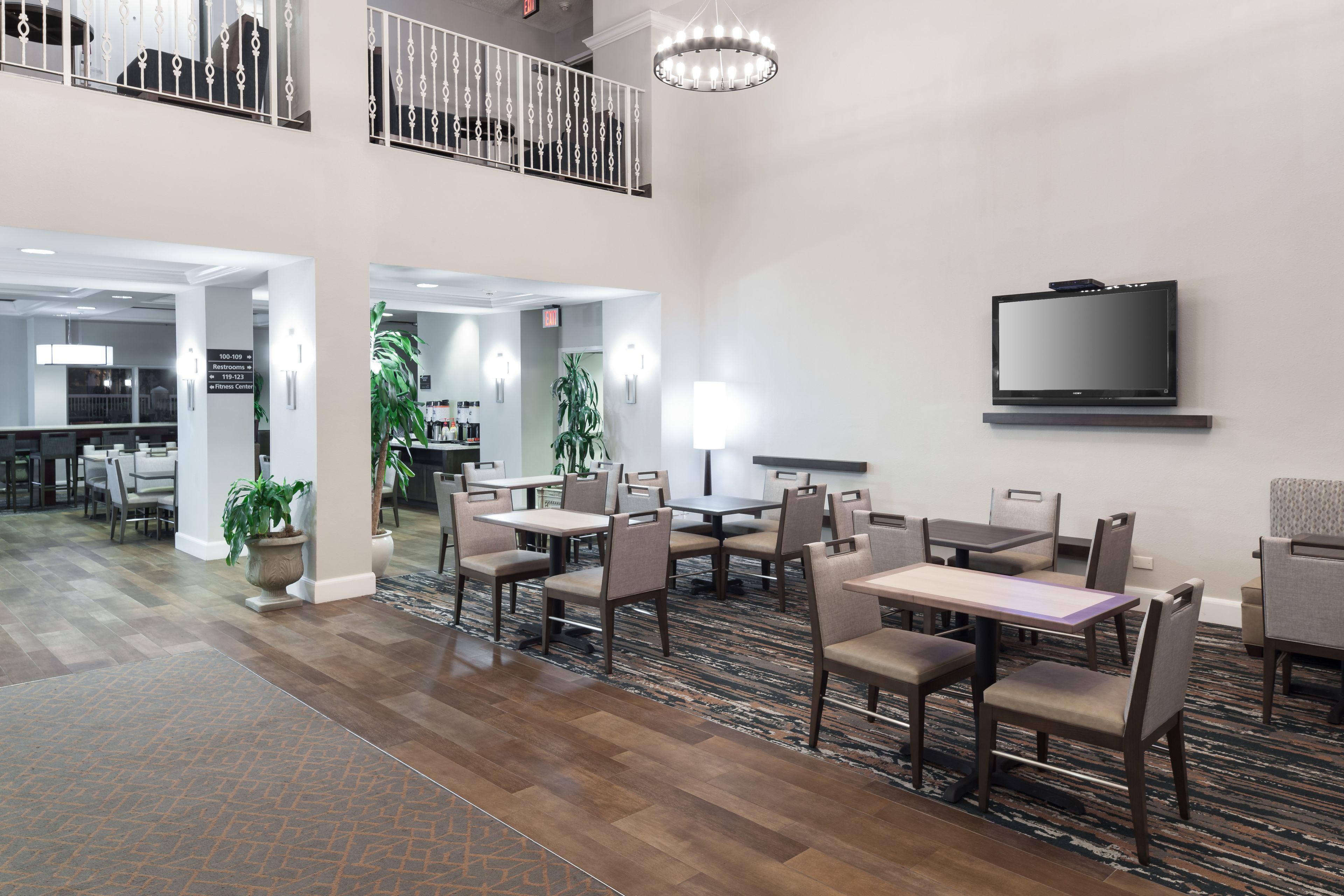 内部エントランス