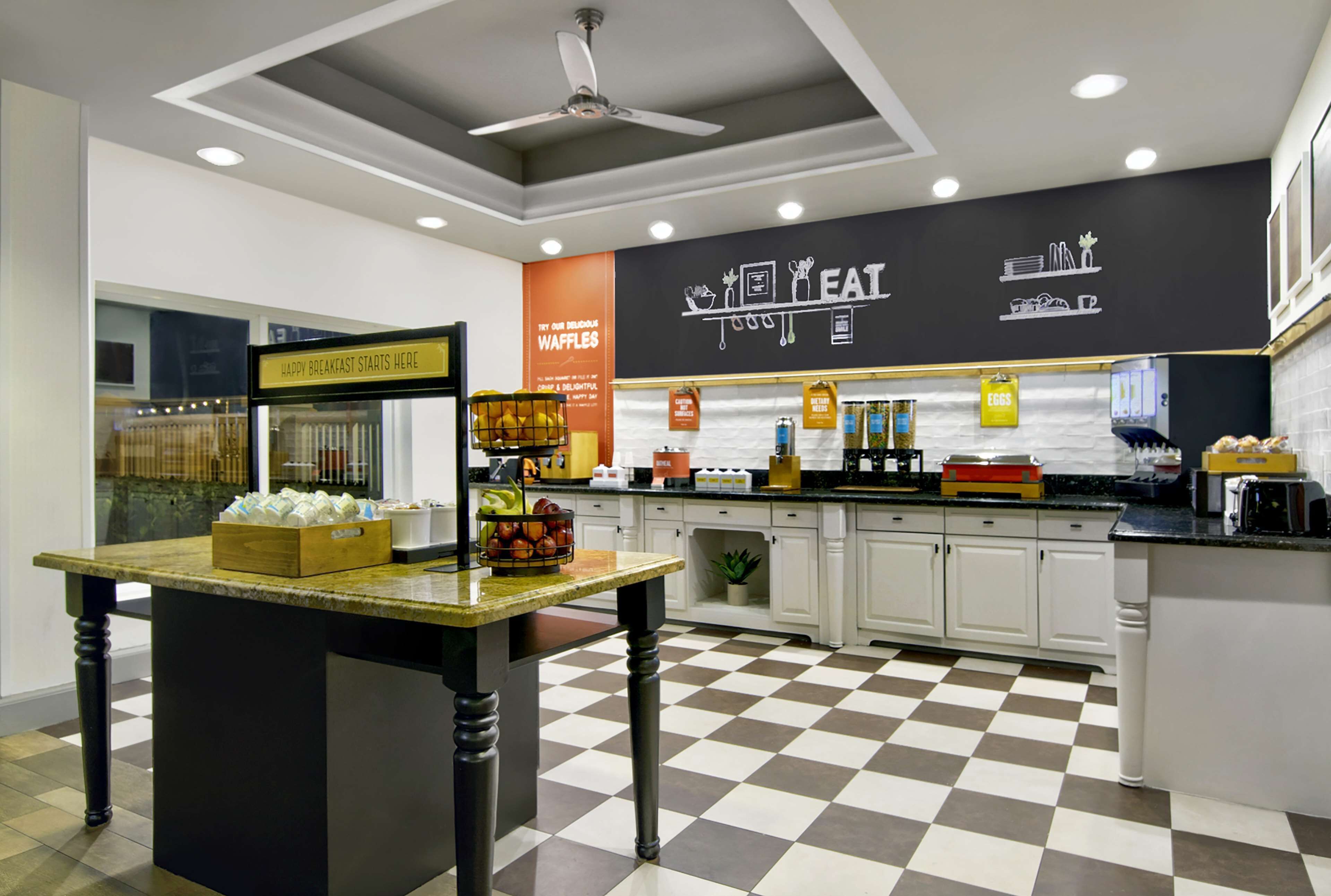 free daily full breakfast