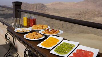 Daily continental breakfast (JOD 13 per person)