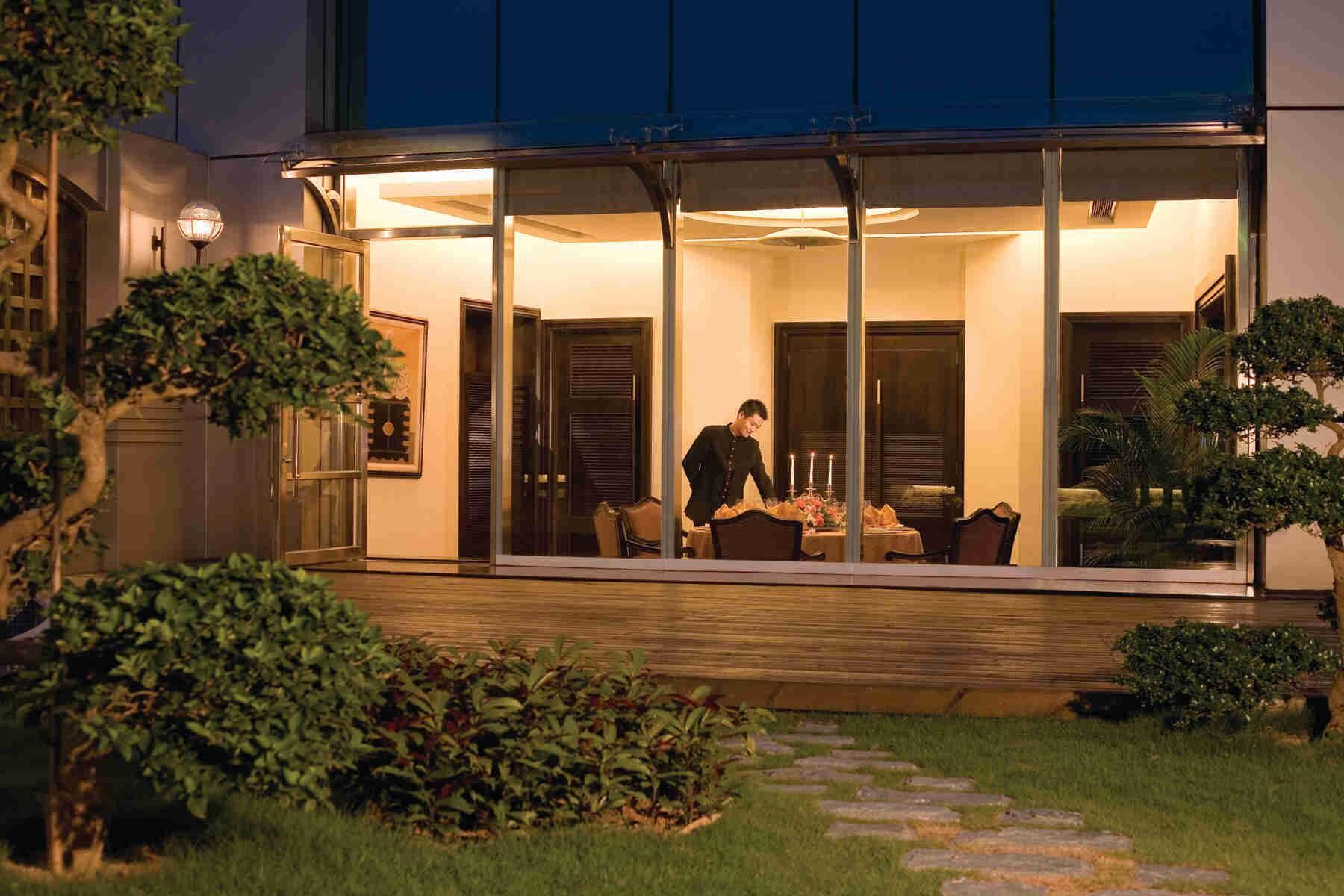 4 間餐廳；供應早餐