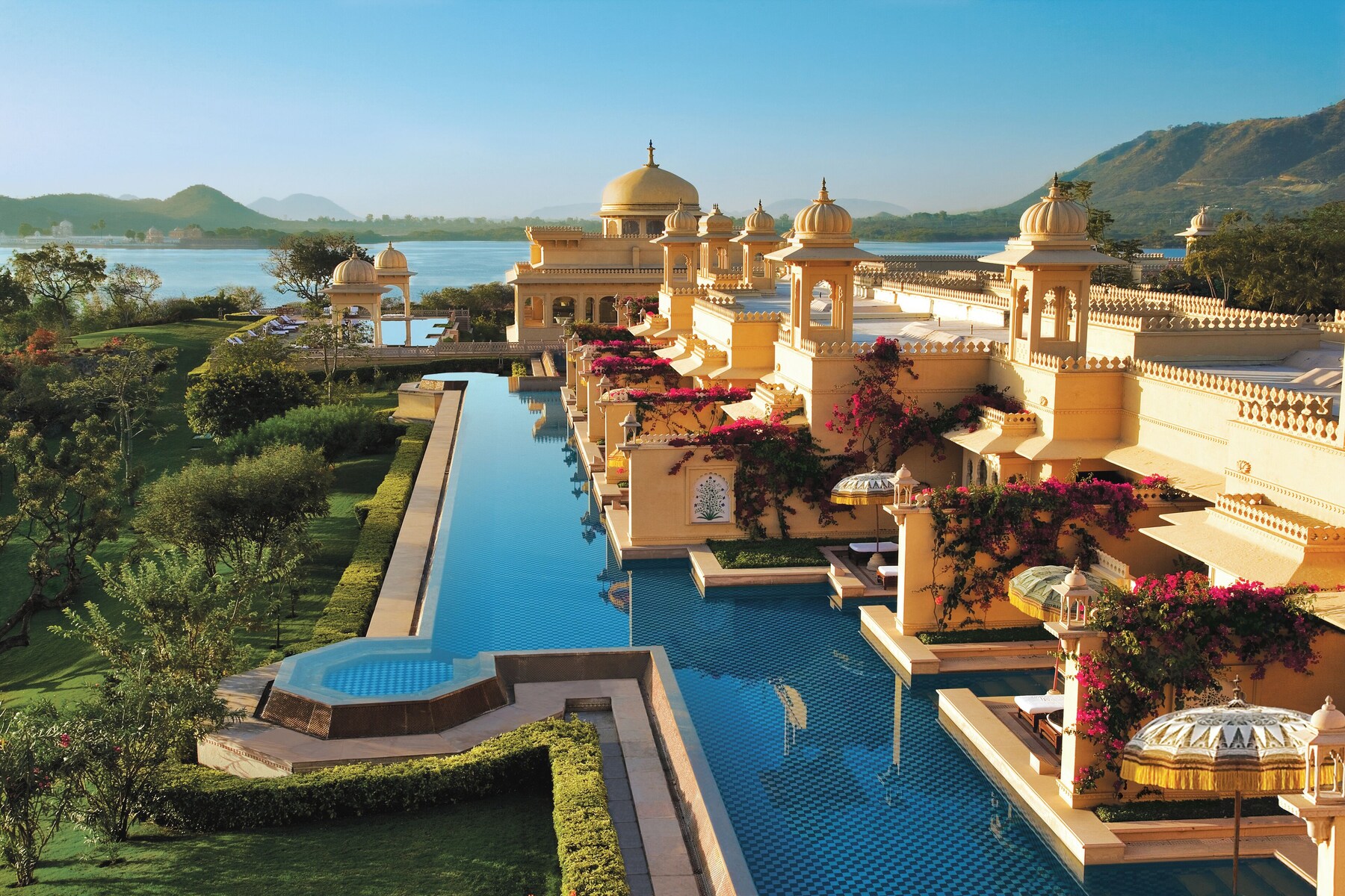 Premier Room, 1 King Bed, Private Pool, Poolside | Premium bedding, minibar, in-room safe, desk