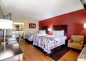Desk, iron/ironing board, free cots/infant beds, free WiFi - Red Roof Inn & Suites Greenwood, SC (Greenwood)